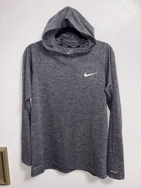 Nike Heather Gray Dri-FIT Hooded Long Sleeve Pullover